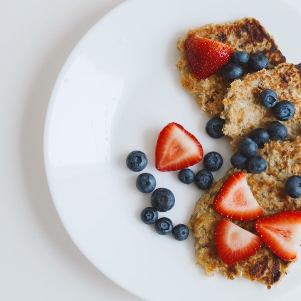 Healthy Berry Oat Pancakes